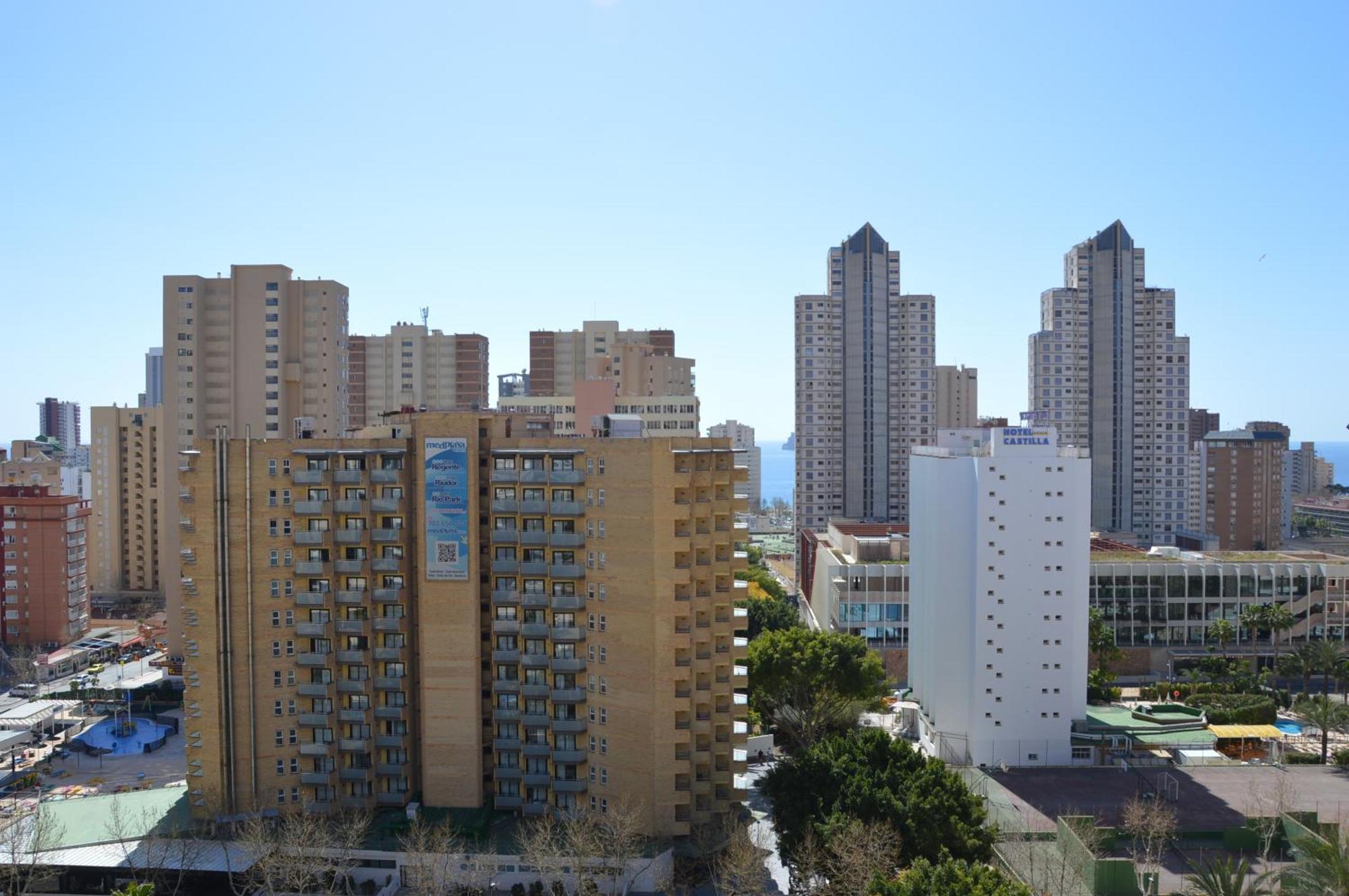 D'Oboe Marlovi Apt With Pool Бенидорм Экстерьер фото